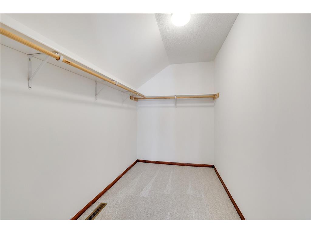 7018 15th Street N Oakdale MN 55128 7065126 image30