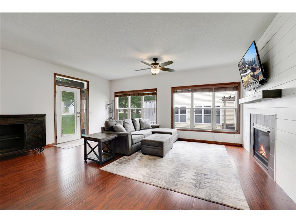 7018 15th Street N Oakdale MN 55128 7065126 image5