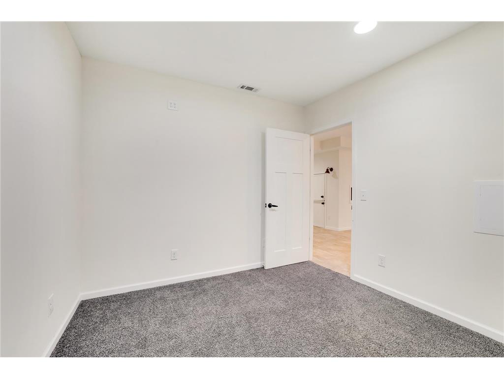 7018 15th Street N Oakdale MN 55128 7065126 image53