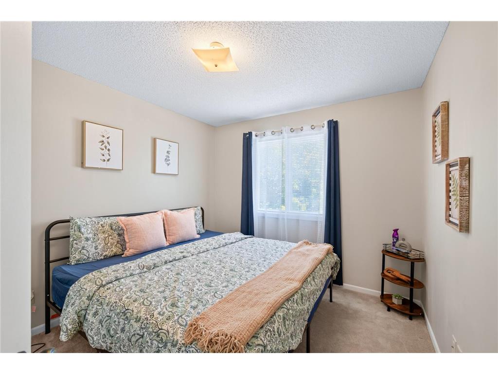 7018 49th Street N Oakdale MN 55128 7110343 image18