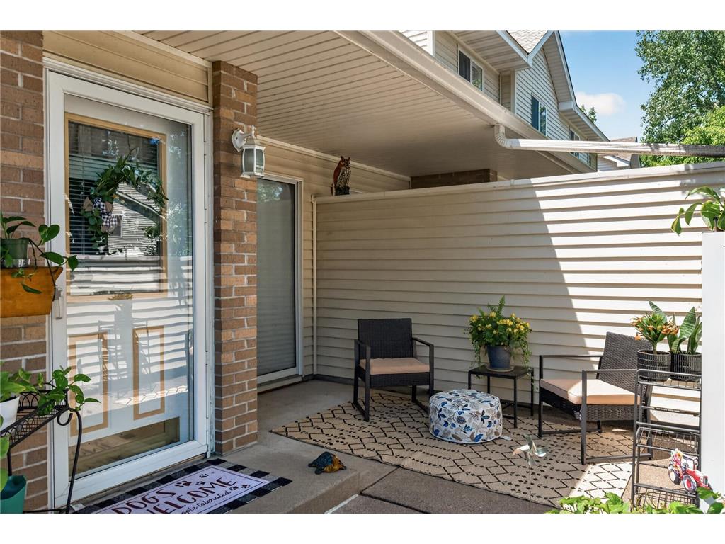 7018 49th Street N Oakdale MN 55128 7110343 image2