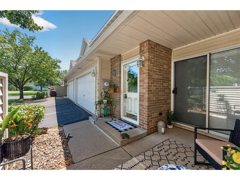7018 49th Street N Oakdale MN 55128 7110343 image4