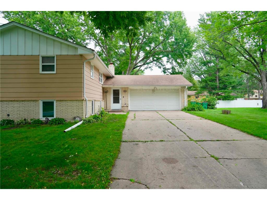 7018 James Avenue N Brooklyn Center MN 55430 7049029 image1