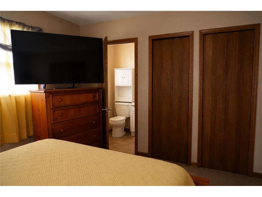 7018 James Avenue N Brooklyn Center MN 55430 7049029 image10
