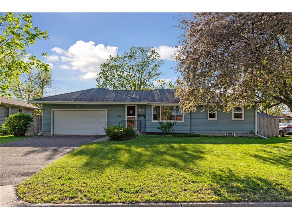 7019 Perry Avenue N Brooklyn Center MN 55429 6531762 image1