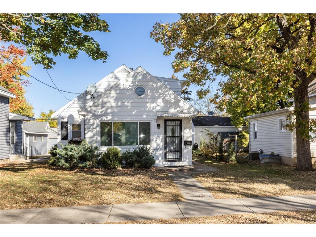 702 11th Avenue SW Austin MN 55912 6618347 image1