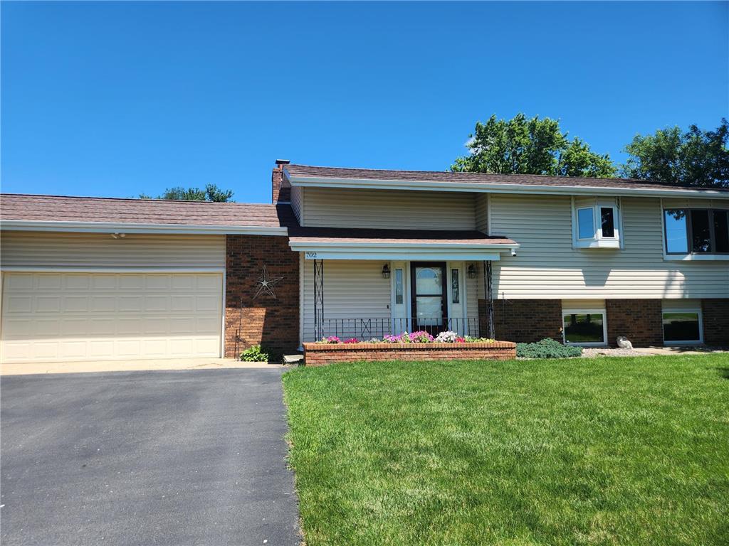 702 2nd Street NW Hayfield MN 55940 6557899 image1