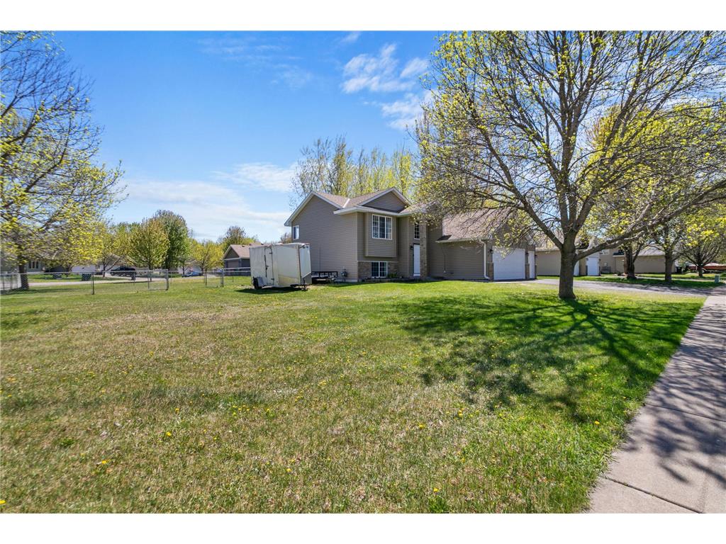 702 4th Avenue SW Isanti MN 55040 7073828 image3