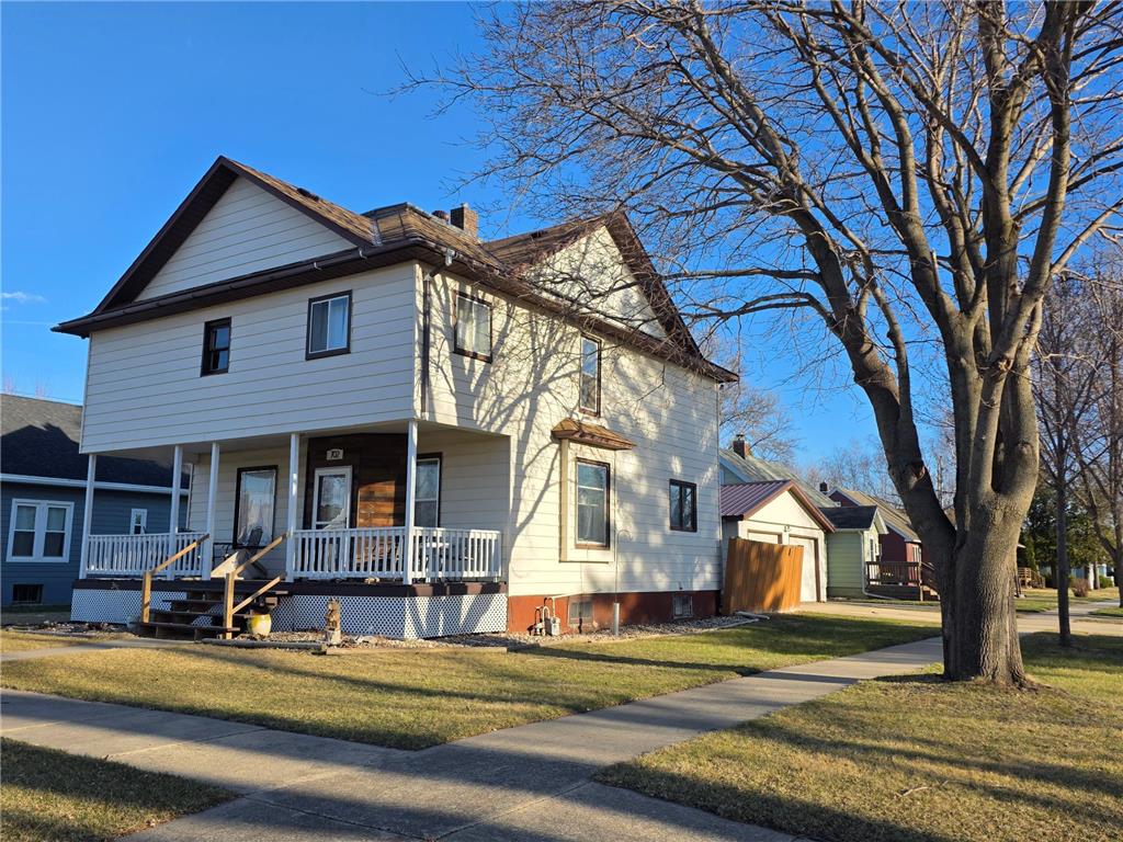 702 4th Street SE Pipestone MN 56164 7010577 image1