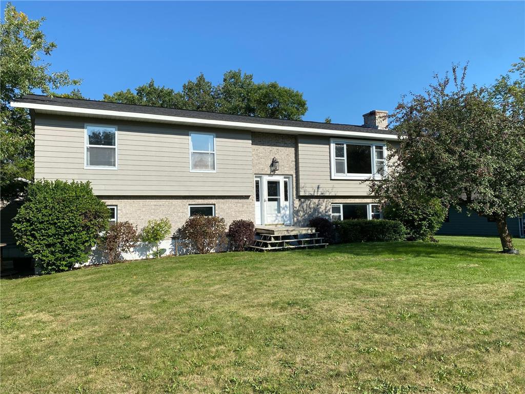 702 5th Avenue NE Roseau MN 56751 6397668 image1