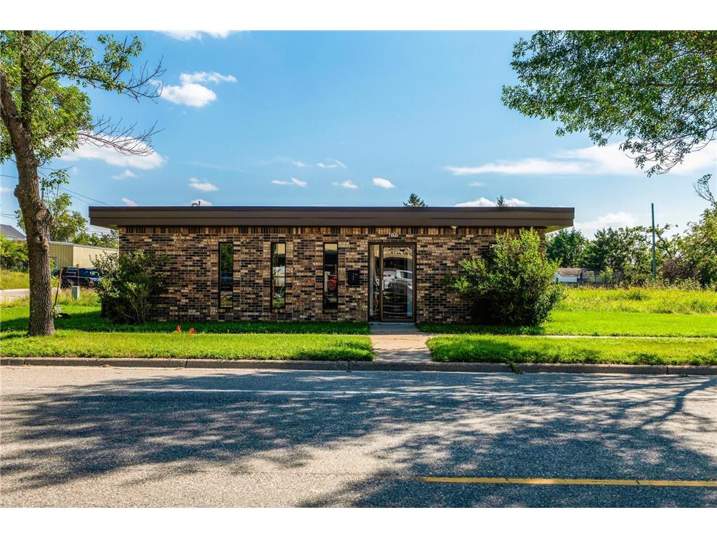 702 5th Street NW Bemidji MN 56601 6786371 image24