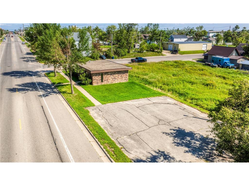 702 5th Street NW Bemidji MN 56601 6801872 image18