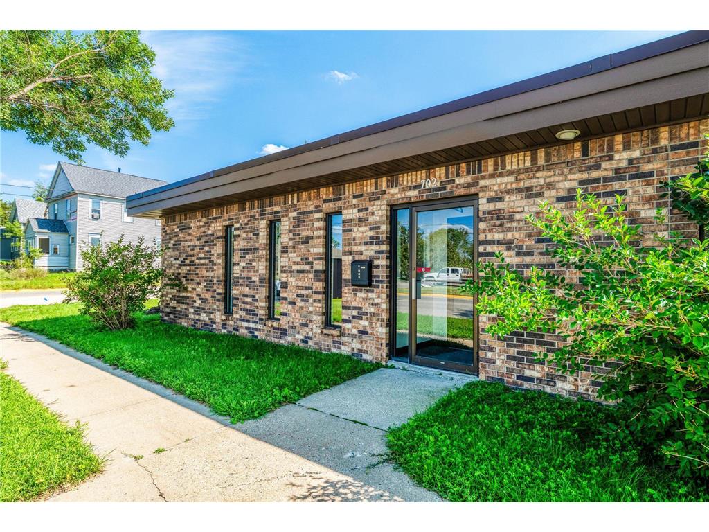 702 5th Street NW Bemidji MN 56601 6801872 image2