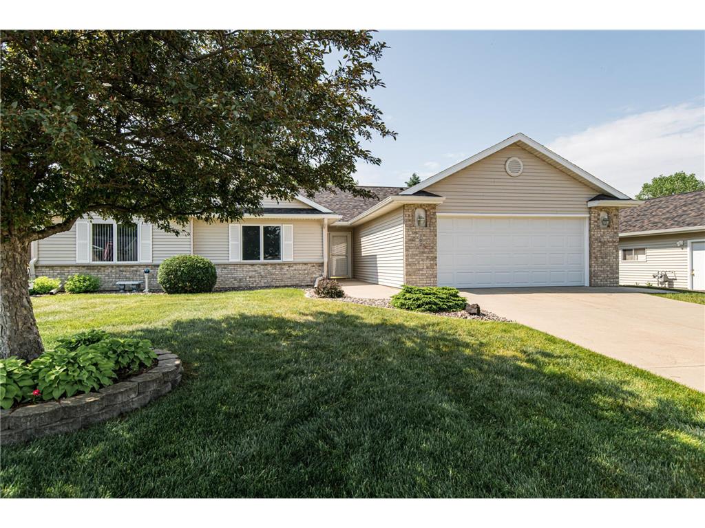 702 7 1/2 Street Circle NW Kasson MN 55944 6382503 image1