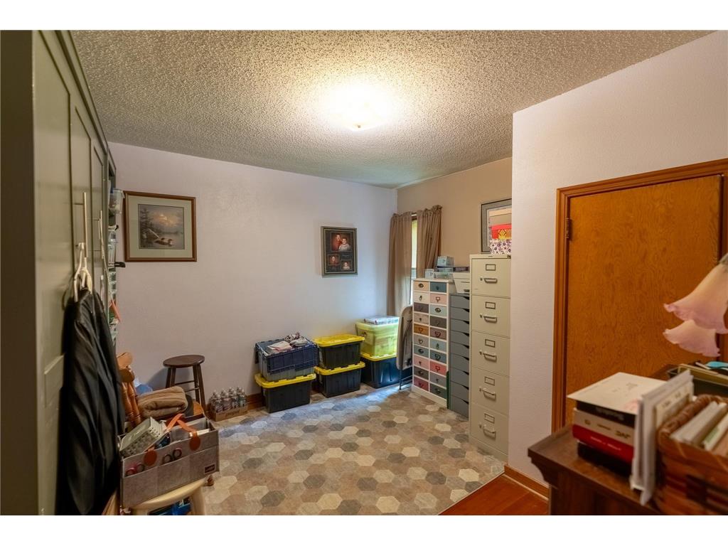 702 9th Avenue S Saint James MN 56081 7003814 image16