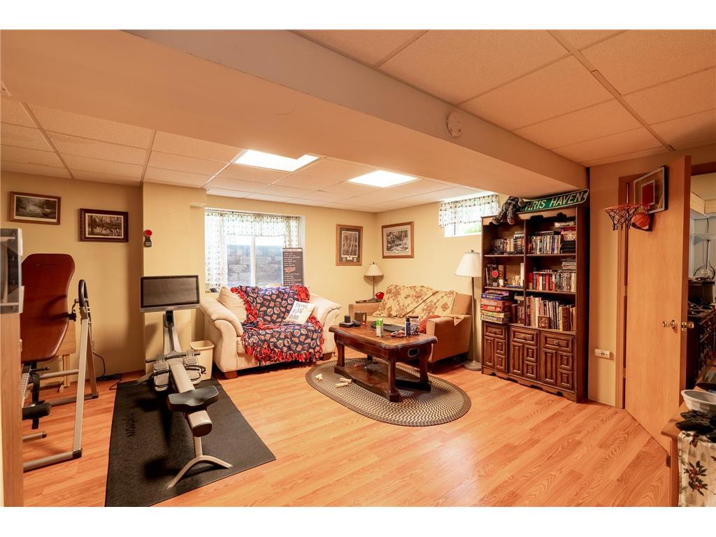 702 9th Avenue S Saint James MN 56081 7003814 image23