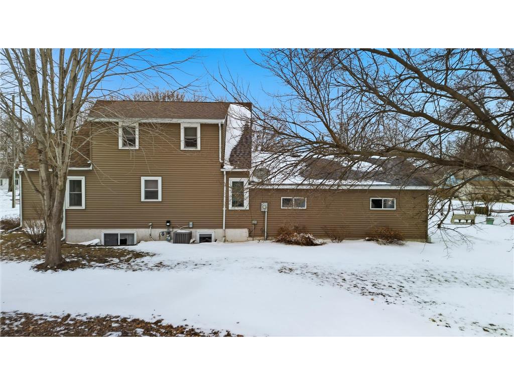 702 9th Avenue S Saint James MN 56081 7003814 image5