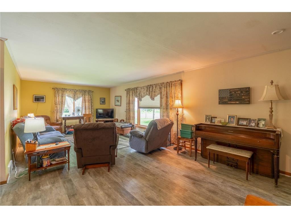 702 9th Avenue S Saint James MN 56081 7003814 image7