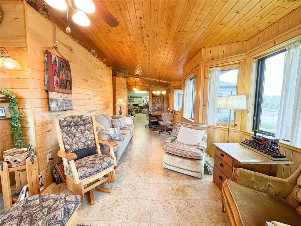 702 E Beech Avenue Fergus Falls MN 56537 7018664 image5