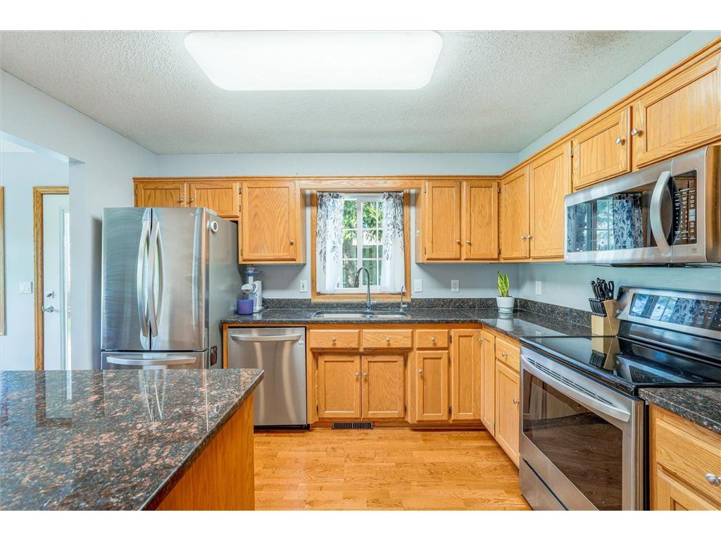 702 E Nicollet Boulevard Burnsville MN 55337 7051002 image11