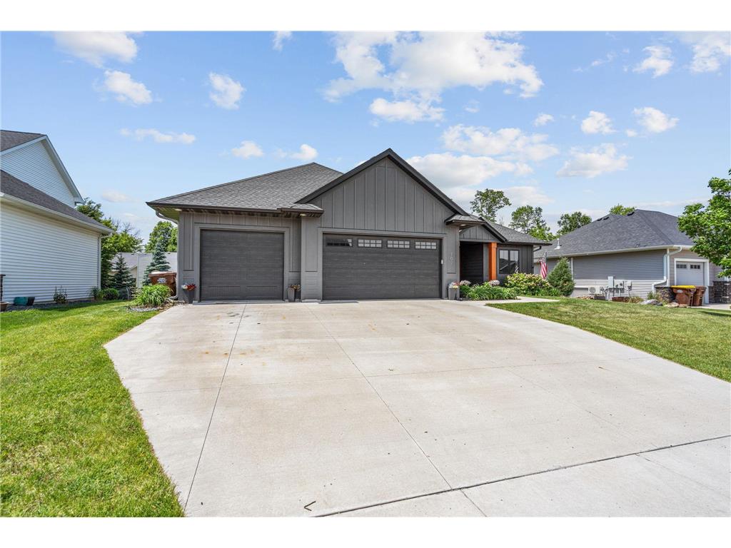 702 Eastland Avenue SE New Prague MN 56071 7054699 image2