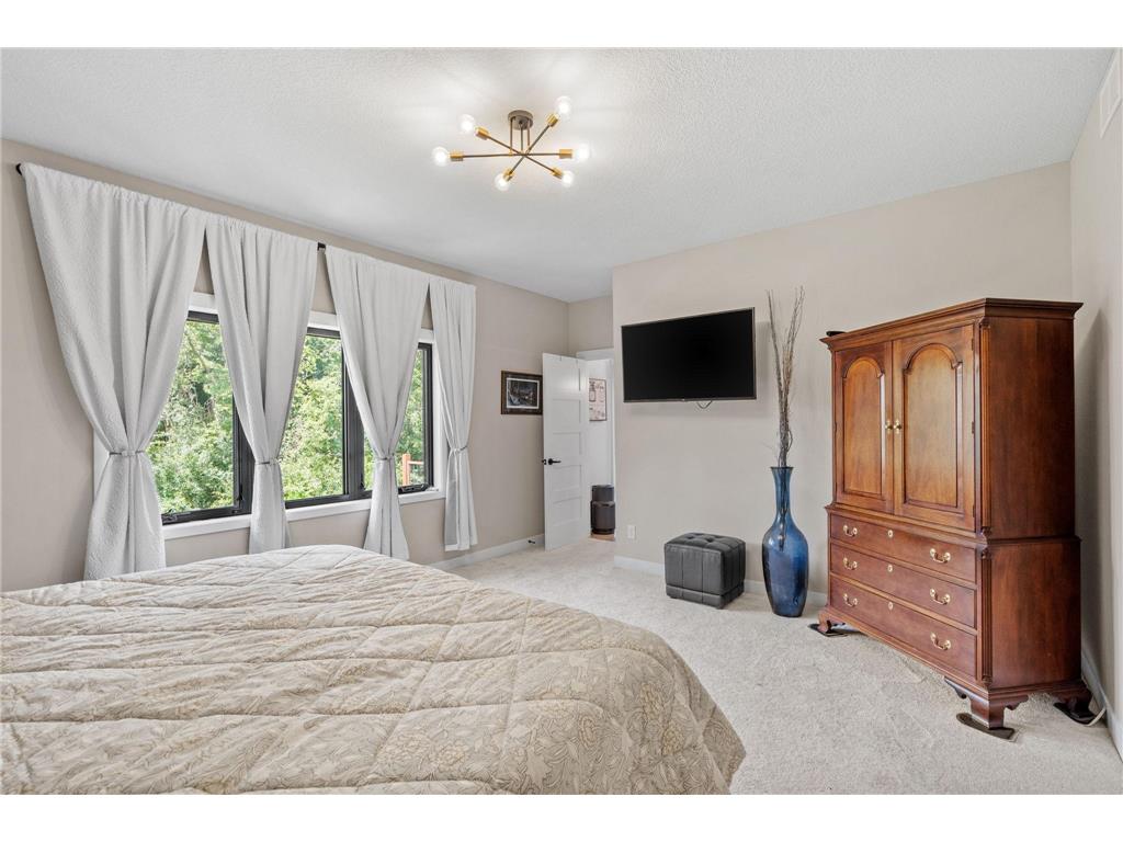 702 Eastland Avenue SE New Prague MN 56071 7054699 image34