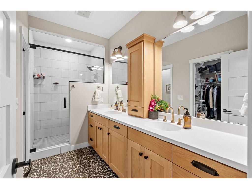 702 Eastland Avenue SE New Prague MN 56071 7054699 image36