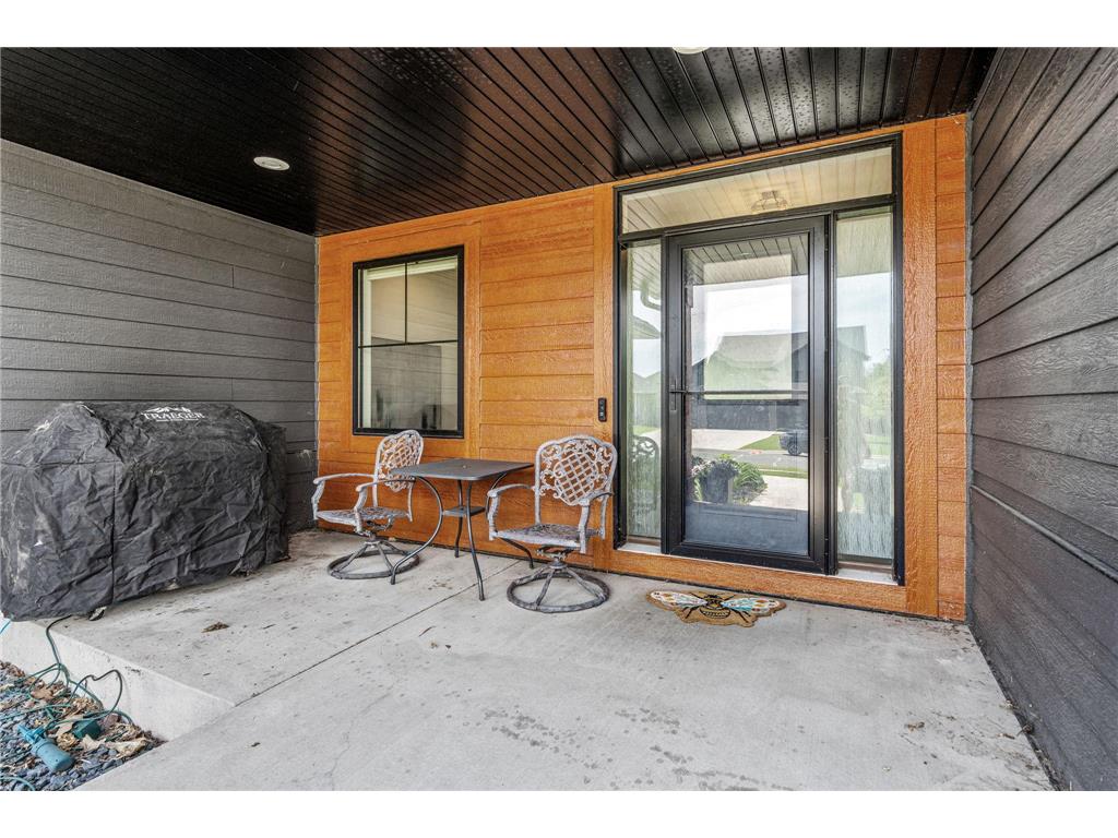 702 Eastland Avenue SE New Prague MN 56071 7054699 image4