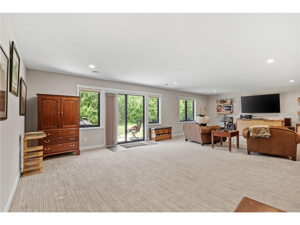 702 Eastland Avenue SE New Prague MN 56071 7054699 image43