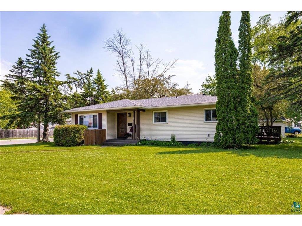 702 N 21st Street Superior WI 54880 7103456 image22