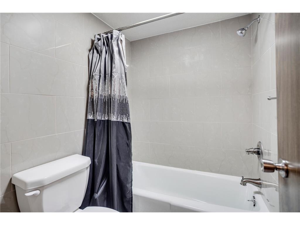 702 Old Settlers Trail #3 Hopkins MN 55343 6814662 image15