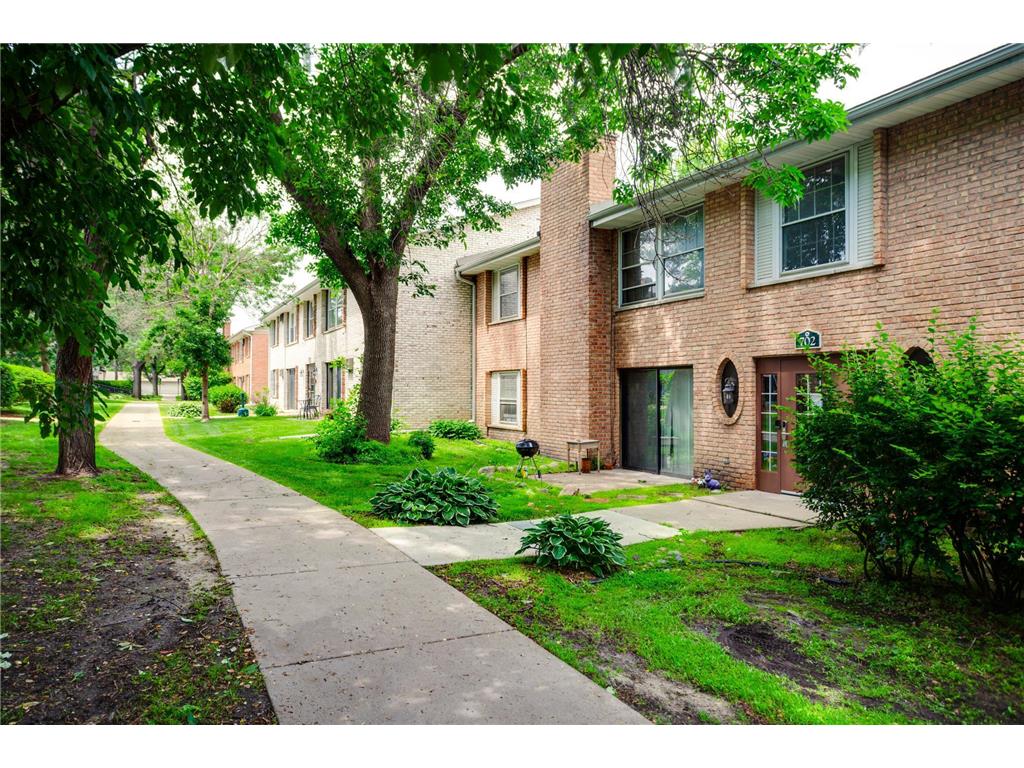 702 Old Settlers Trail #3 Hopkins MN 55343 6814662 image23