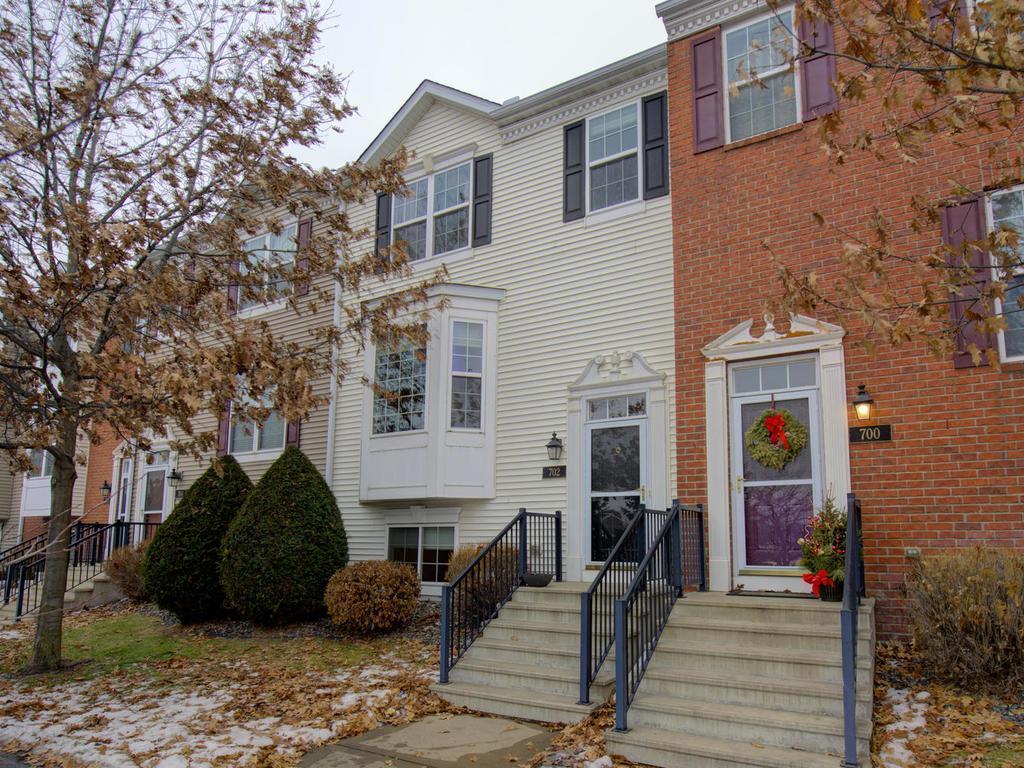 702 Village Parkway Circle Pines MN 55014 6348207 image1