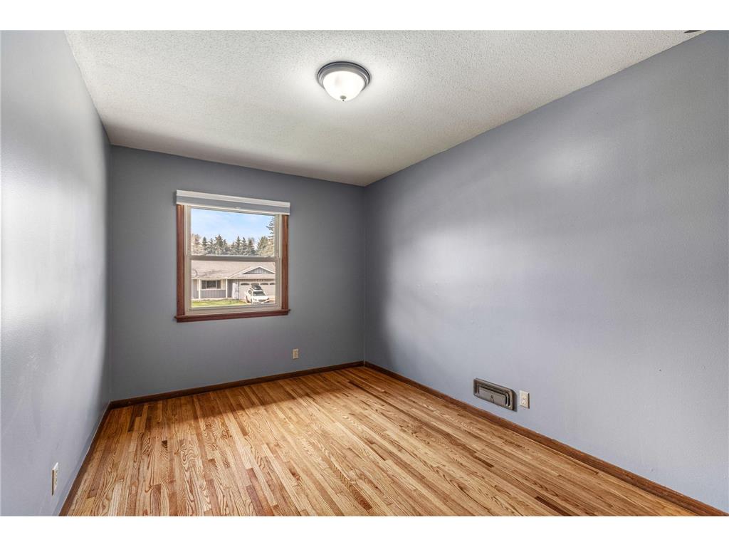 7020 Upper 139th Street W Apple Valley MN 55124 7010105 image18