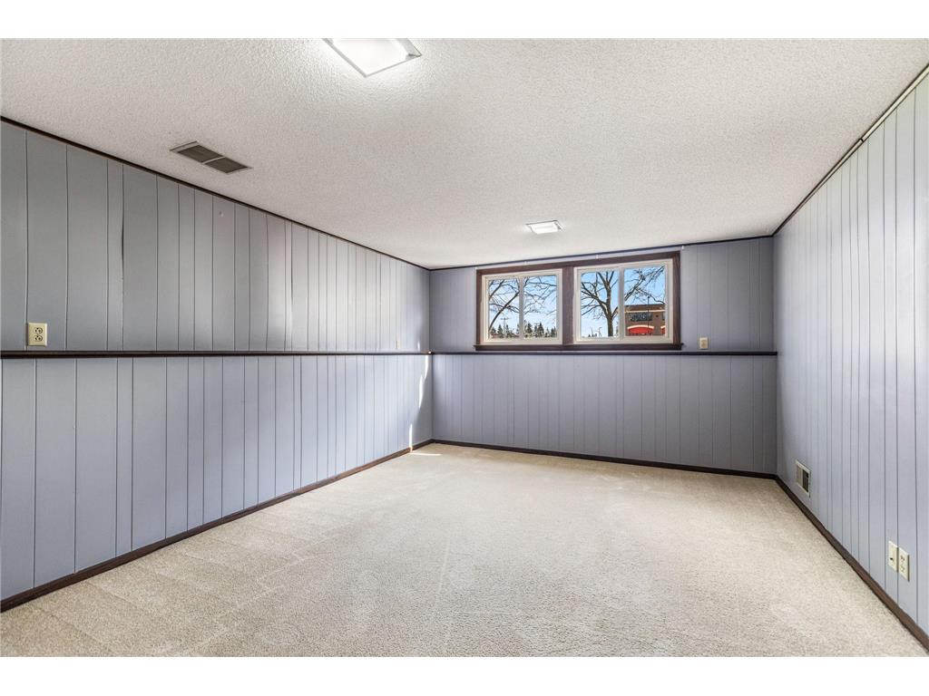 7020 Upper 139th Street W Apple Valley MN 55124 7010105 image25