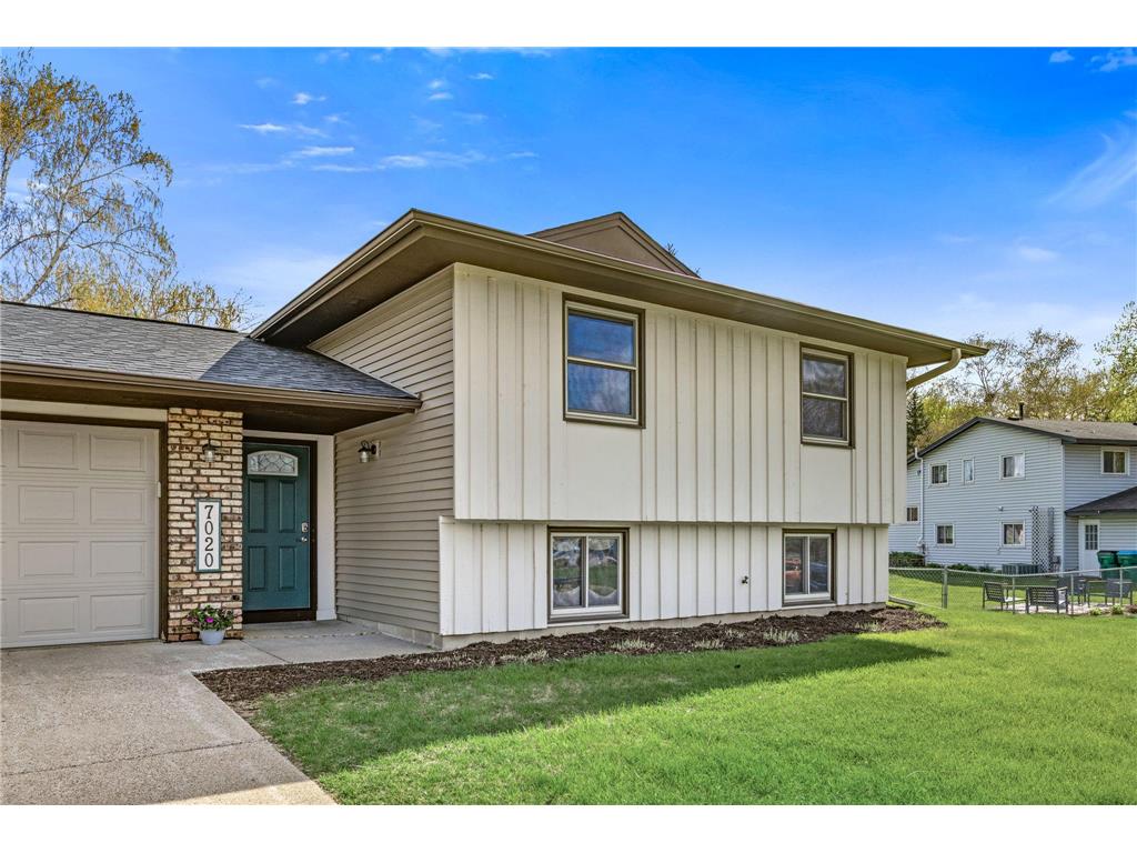 7020 Upper 139th Street W Apple Valley MN 55124 7010105 image4