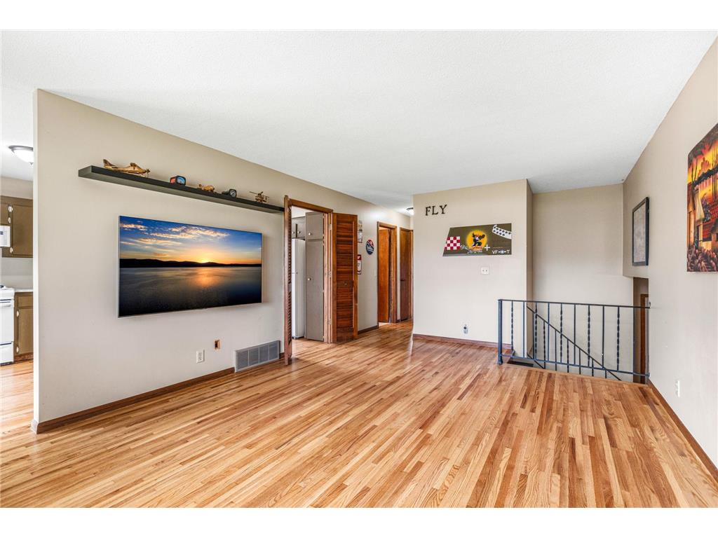 7020 Upper 139th Street W Apple Valley MN 55124 7010105 image7