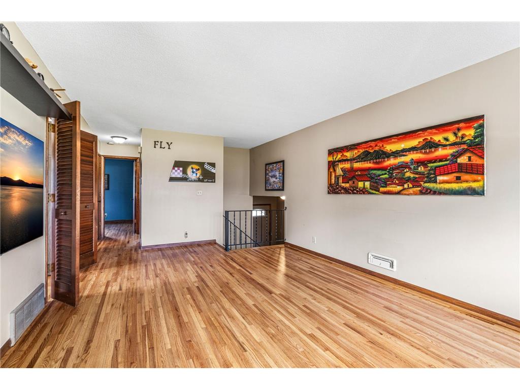 7020 Upper 139th Street W Apple Valley MN 55124 7010105 image9