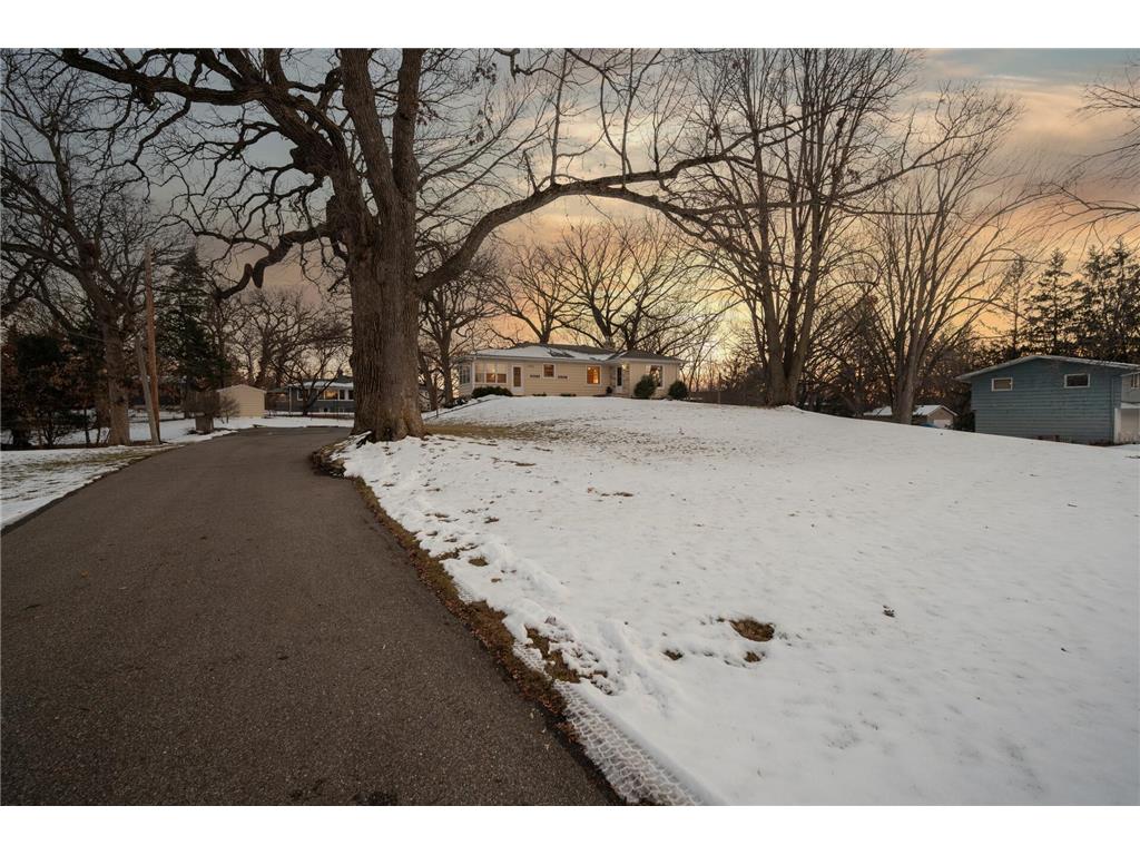 7021 Country Club Drive Golden Valley MN 55427 6485395 image1