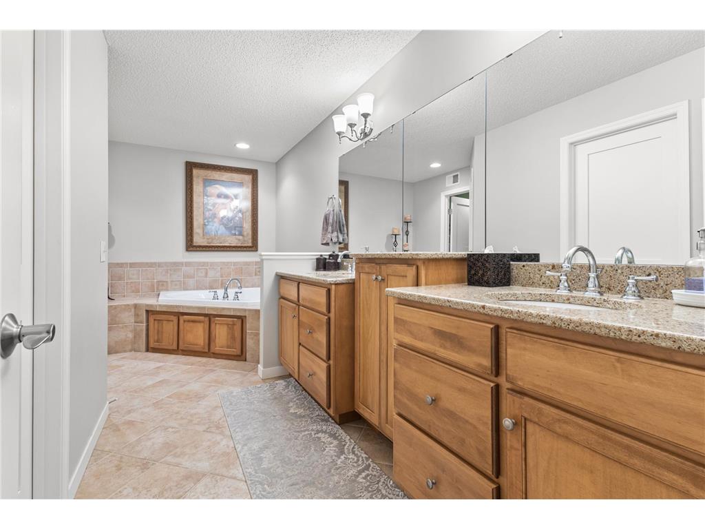 7021 Waterstone Lane Woodbury MN 55125 7046196 image18