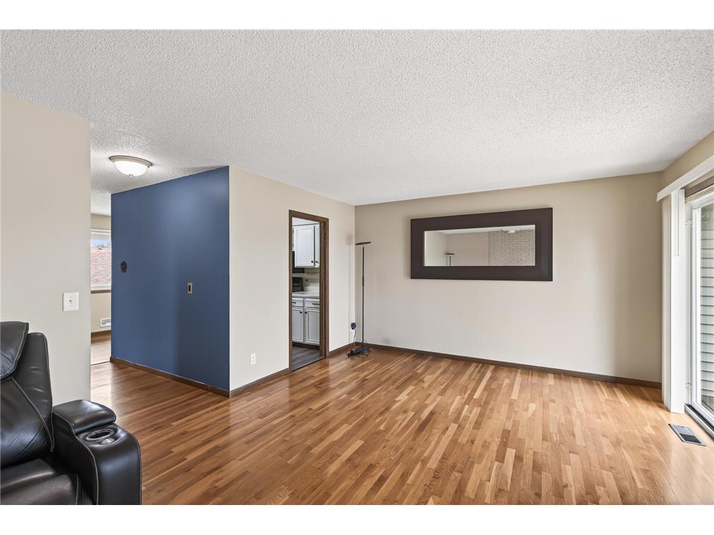 7023 146th Street Court Apple Valley MN 55124 7110686 image7