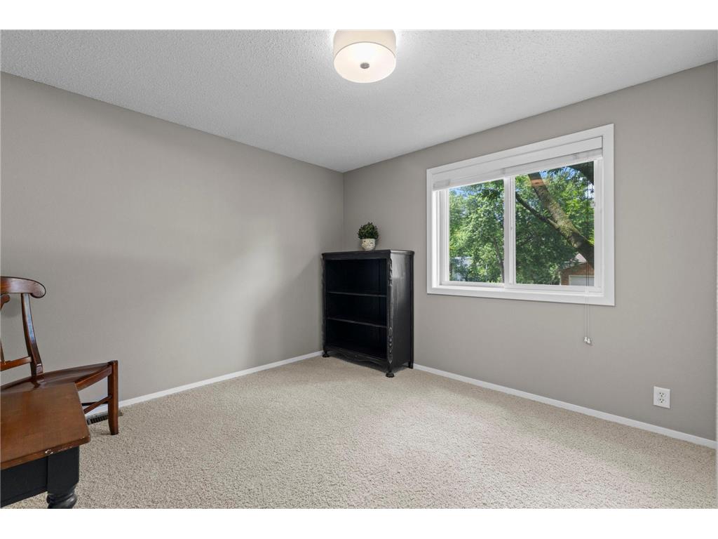 7023 Park View Lane Eden Prairie MN 55346 7107075 image24