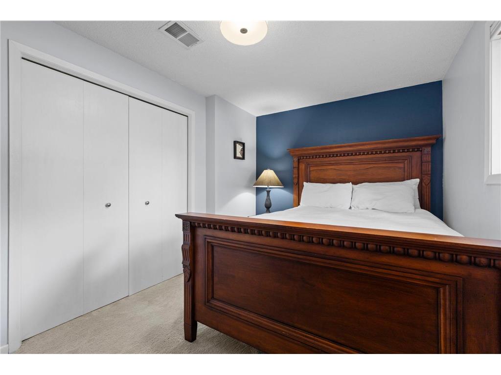 7023 Park View Lane Eden Prairie MN 55346 7107075 image37
