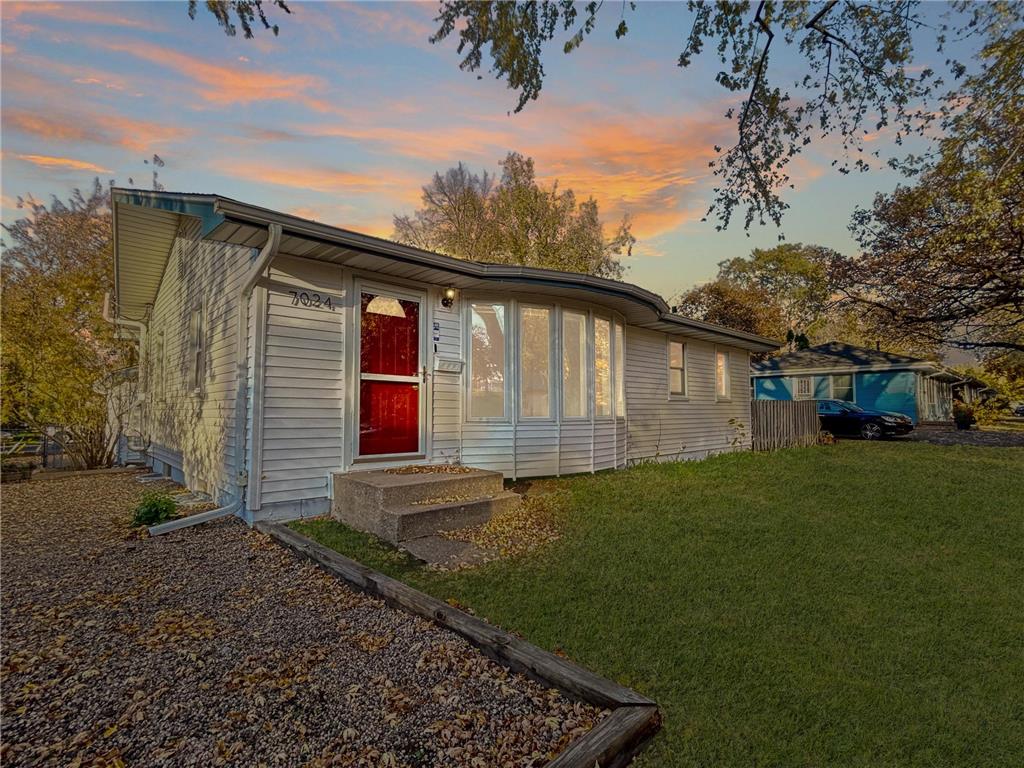 7024 35th Place N Crystal MN 55427 6640269 image1