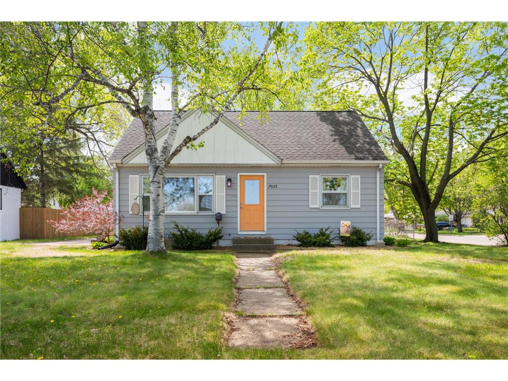 7025 47th Avenue N Crystal MN 55428 7051577 image1