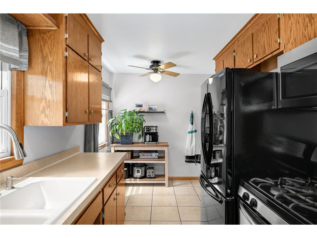 7025 47th Avenue N Crystal MN 55428 7051577 image11