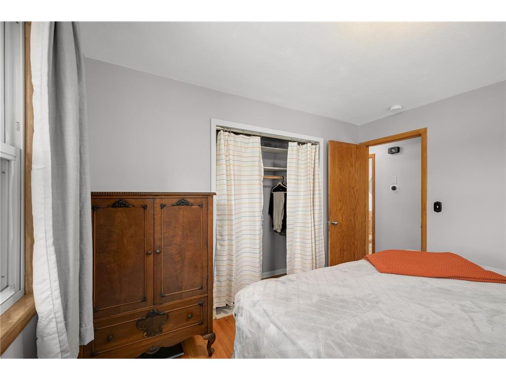 7025 47th Avenue N Crystal MN 55428 7051577 image13