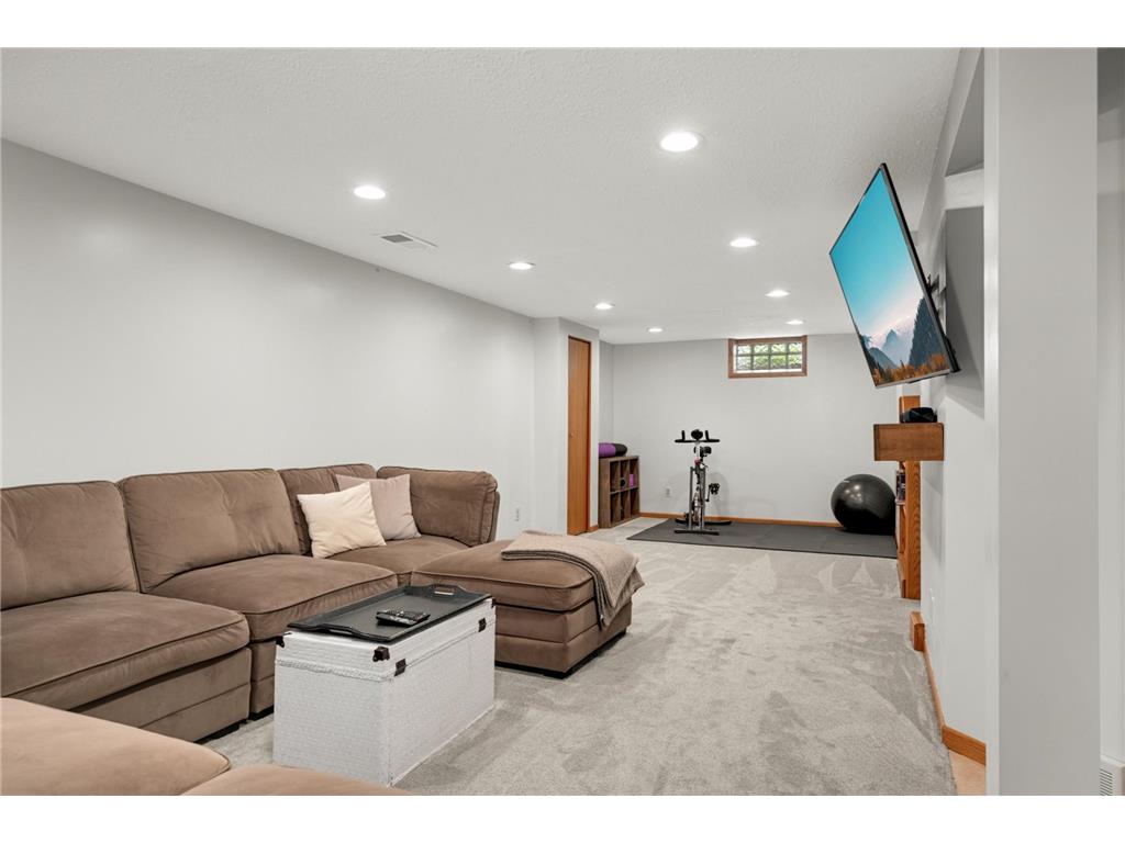 7025 47th Avenue N Crystal MN 55428 7051577 image19