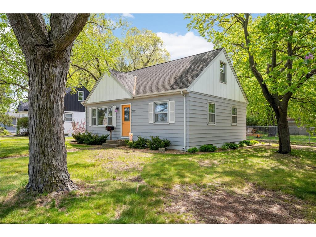 7025 47th Avenue N Crystal MN 55428 7051577 image25
