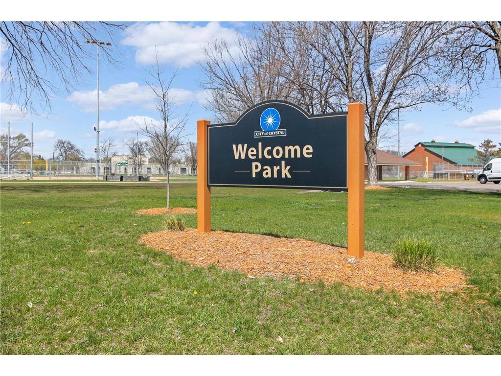 7025 47th Avenue N Crystal MN 55428 7051577 image29